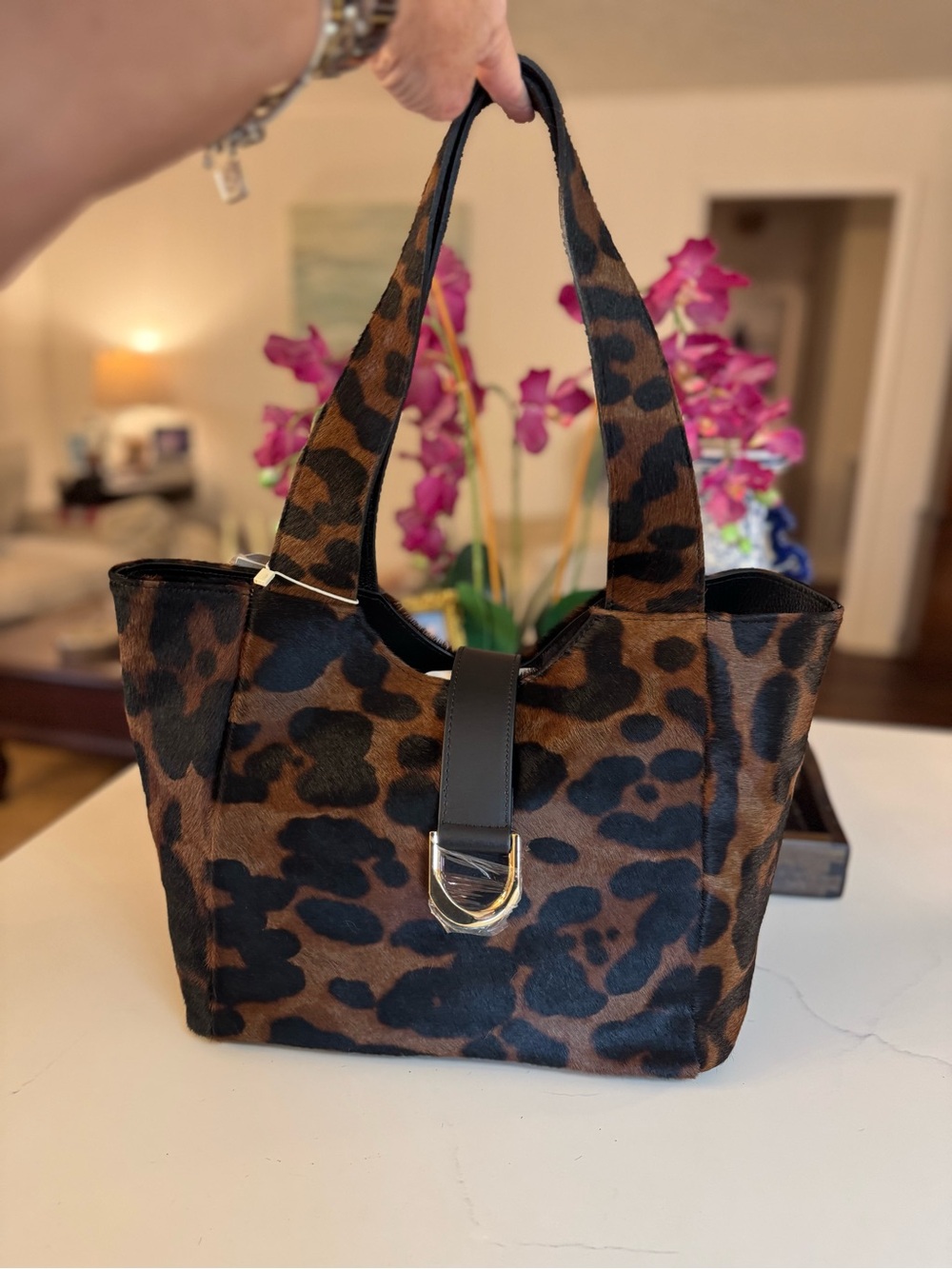 🤎🖤NWT VIRAL DIVINA FIRENZE COWHIDE CALF HAIR TOTE ITALIAN BAG!🤎🖤